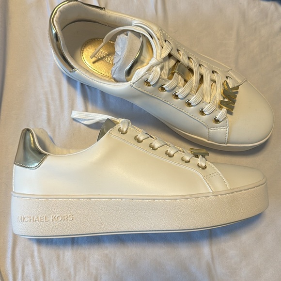 Michael Kors Shoes - Picture 1 of 3